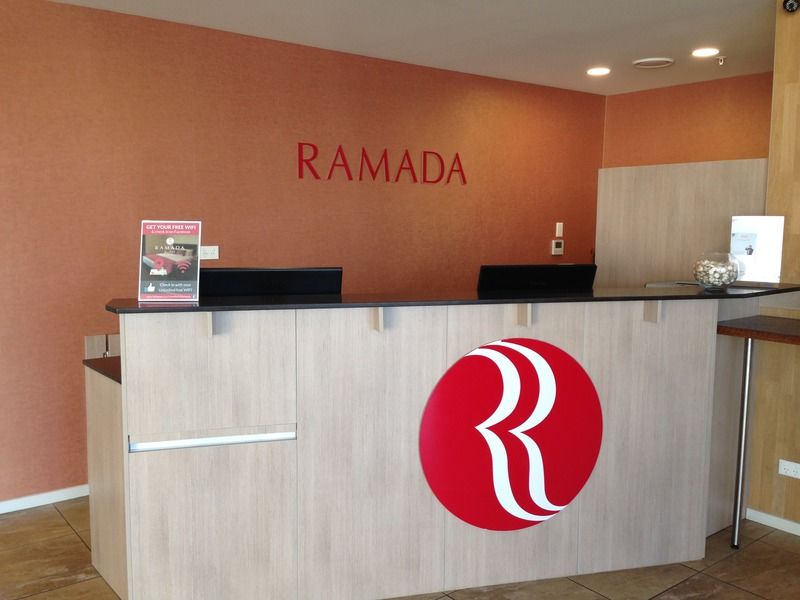 Ramada Suites By Wyndham Christchurch City Exterior foto